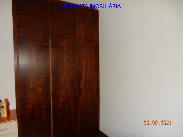 Casa à venda com 3 quartos, 300m² - Foto 12