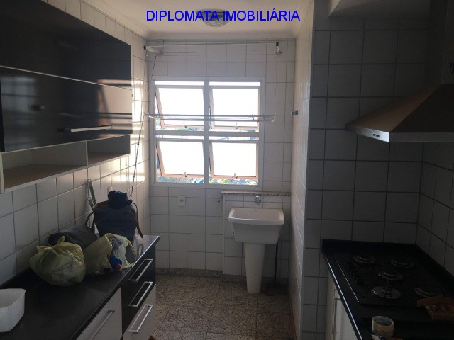 Apartamento à venda com 3 quartos, 60m² - Foto 7