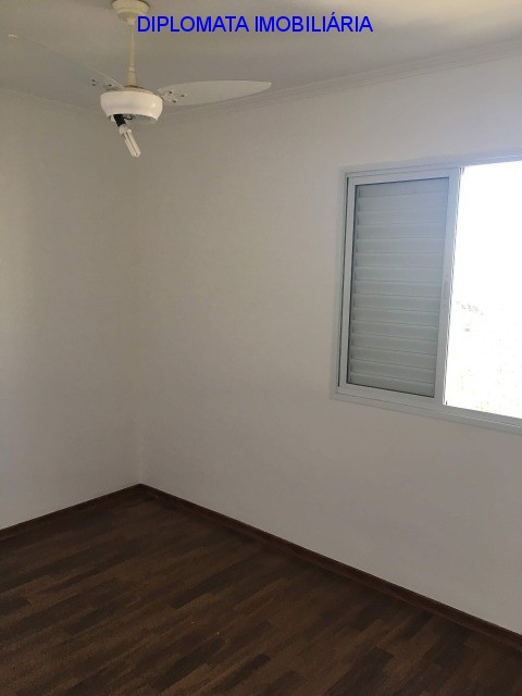 Apartamento à venda com 3 quartos, 60m² - Foto 9