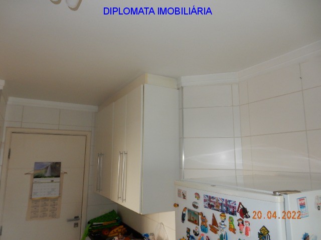 Apartamento à venda com 3 quartos, 110m² - Foto 19