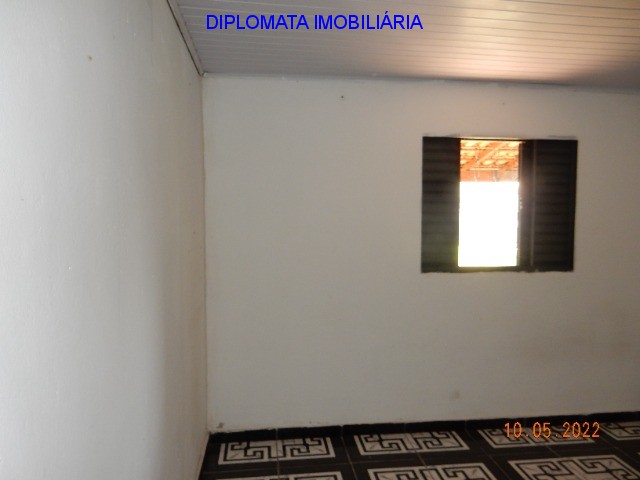 Casa à venda com 2 quartos, 500m² - Foto 25