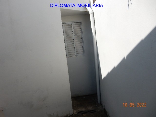 Casa à venda com 2 quartos, 500m² - Foto 31