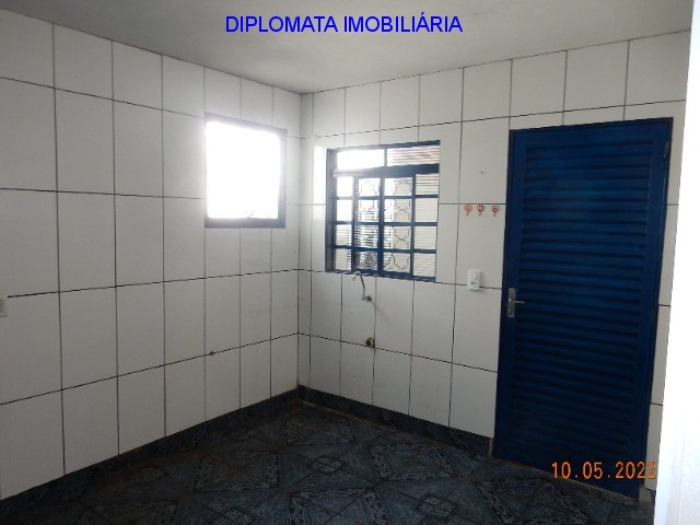 Casa à venda com 2 quartos, 500m² - Foto 20