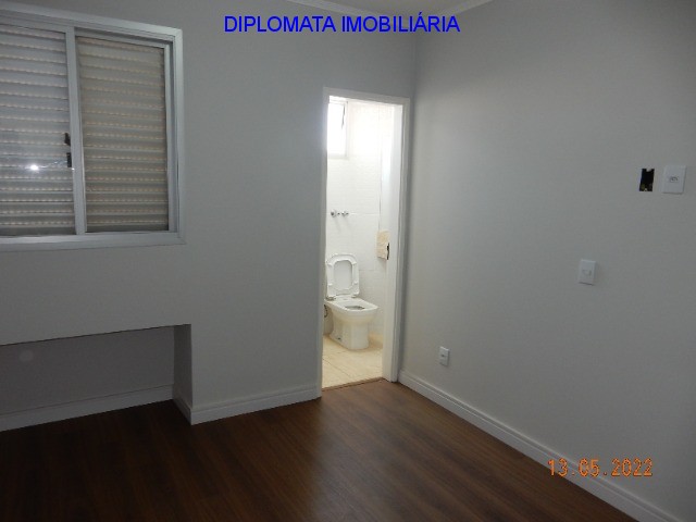 Apartamento à venda com 3 quartos, 87m² - Foto 13