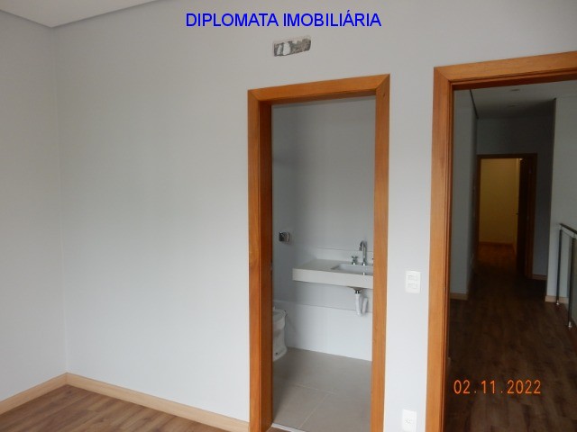 Casa de Condomínio à venda com 3 quartos, 250m² - Foto 34