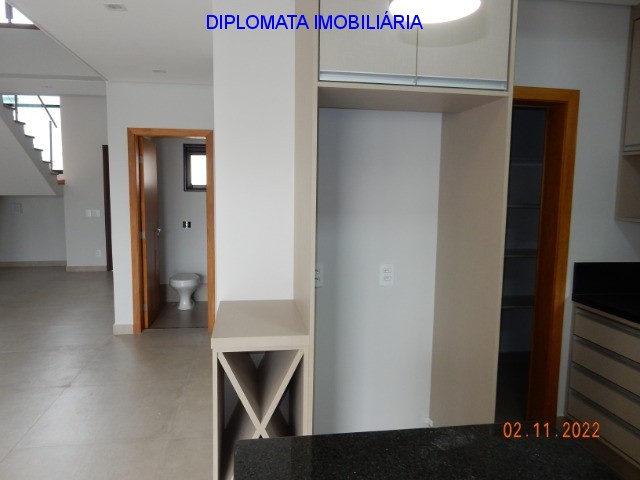 Casa de Condomínio à venda com 3 quartos, 250m² - Foto 23