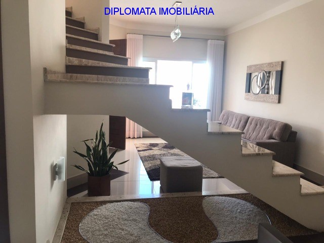 Sobrado à venda com 3 quartos, 250m² - Foto 7