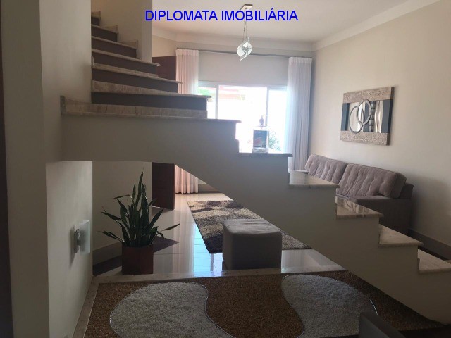 Sobrado à venda com 3 quartos, 250m² - Foto 10