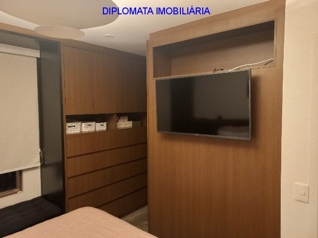 Apartamento à venda com 1 quarto, 70m² - Foto 56