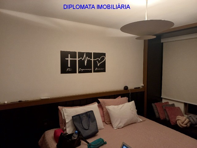 Apartamento à venda com 1 quarto, 70m² - Foto 42