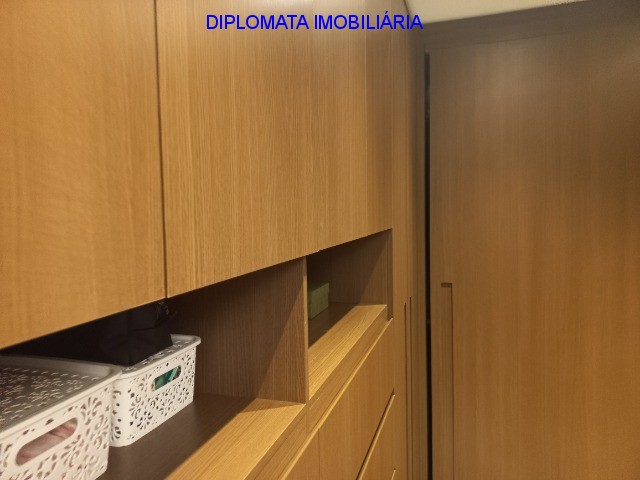 Apartamento à venda com 1 quarto, 70m² - Foto 36