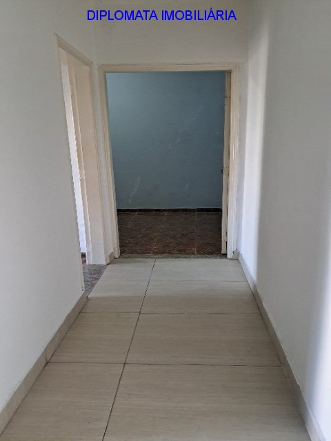 Casa à venda com 2 quartos, 250m² - Foto 6