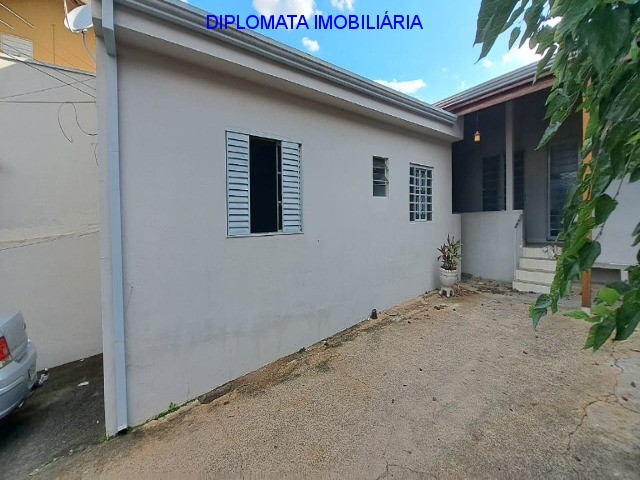 Casa à venda com 2 quartos, 250m² - Foto 25