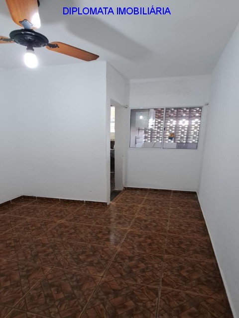 Casa à venda com 2 quartos, 250m² - Foto 5