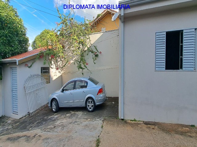 Casa à venda com 2 quartos, 250m² - Foto 9