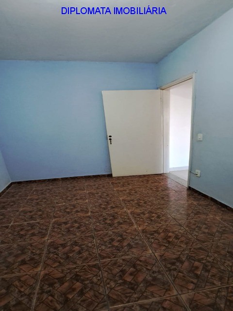 Casa à venda com 2 quartos, 250m² - Foto 23