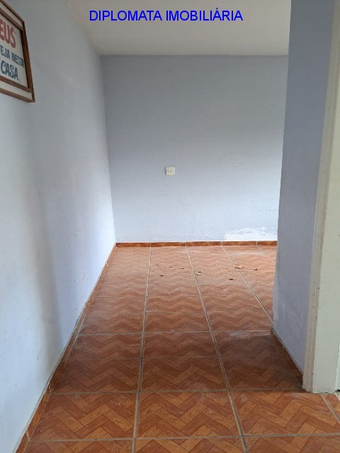 Casa à venda com 2 quartos, 250m² - Foto 20