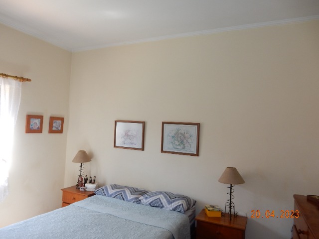 Casa à venda com 3 quartos, 360m² - Foto 14