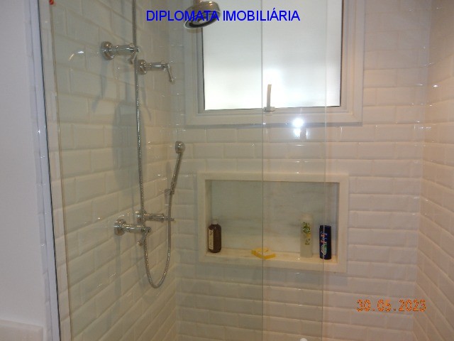 Apartamento à venda com 3 quartos, 179m² - Foto 28