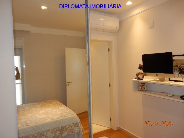 Apartamento à venda com 3 quartos, 179m² - Foto 22