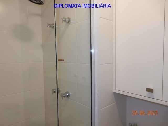 Apartamento à venda com 3 quartos, 179m² - Foto 35