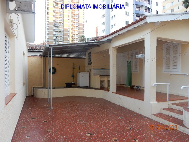 Casa à venda com 3 quartos, 356m² - Foto 29