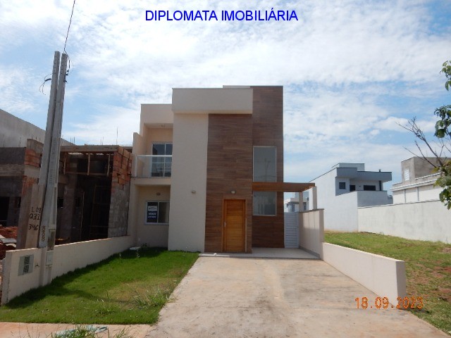 Casa de Condomínio à venda com 3 quartos, 104m² - Foto 4