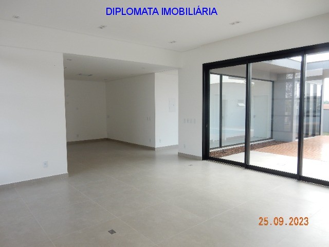 Casa de Condomínio à venda com 3 quartos, 535m² - Foto 8