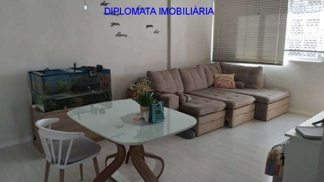 Apartamento à venda com 3 quartos, 90m² - Foto 4