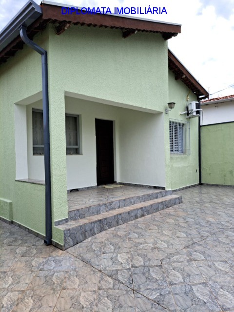 Casa à venda e aluguel com 4 quartos, 397m² - Foto 7