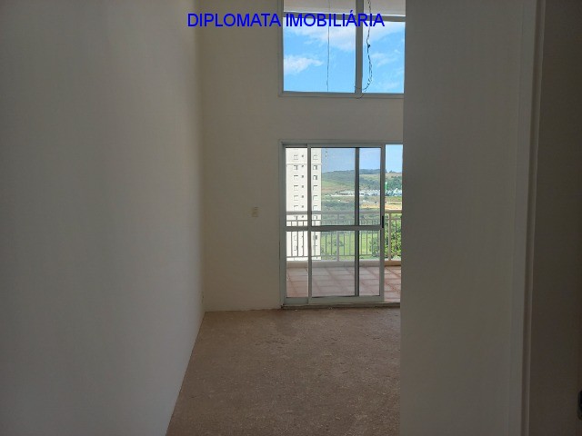 Apartamento à venda com 4 quartos, 193m² - Foto 2