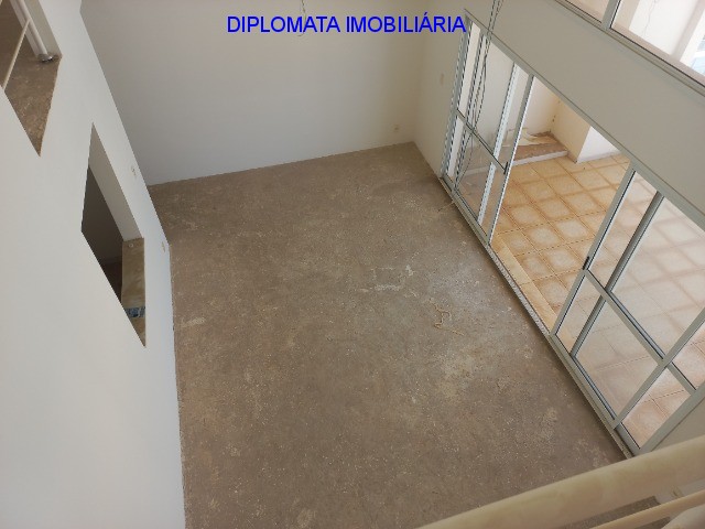 Apartamento à venda com 4 quartos, 193m² - Foto 4