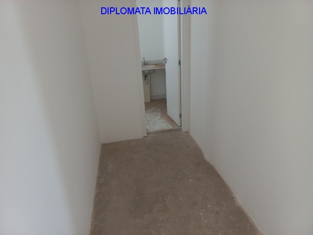 Apartamento à venda com 4 quartos, 193m² - Foto 15