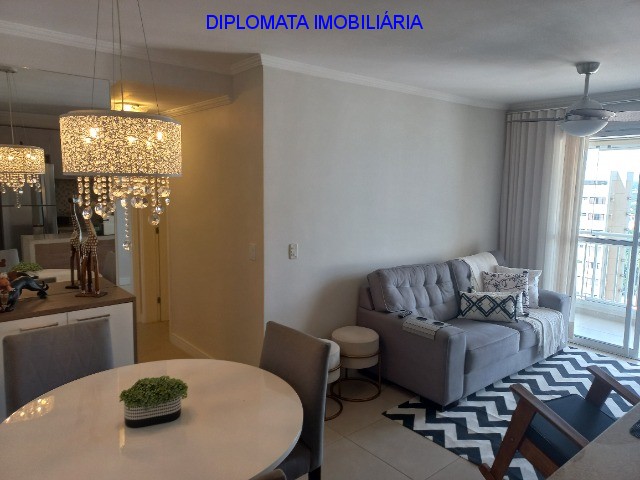 Apartamento à venda com 2 quartos, 65m² - Foto 3