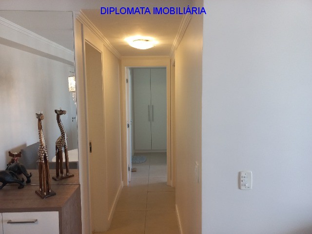 Apartamento à venda com 2 quartos, 65m² - Foto 22