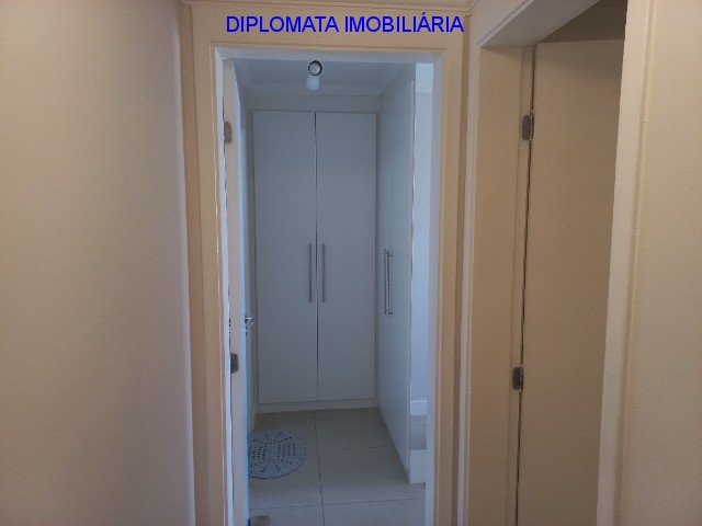 Apartamento à venda com 2 quartos, 65m² - Foto 11