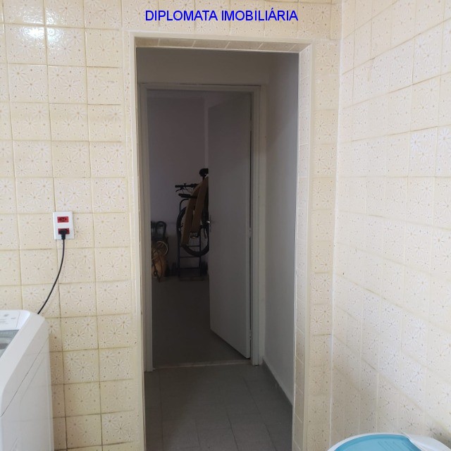 Casa à venda com 3 quartos, 500m² - Foto 25