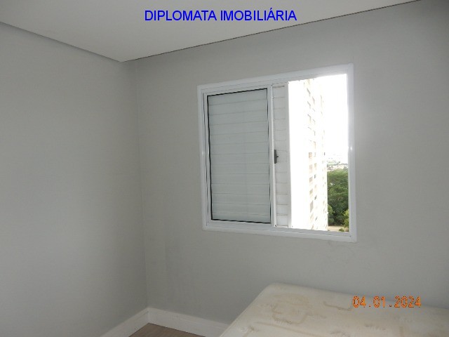 Apartamento à venda com 4 quartos, 196m² - Foto 20