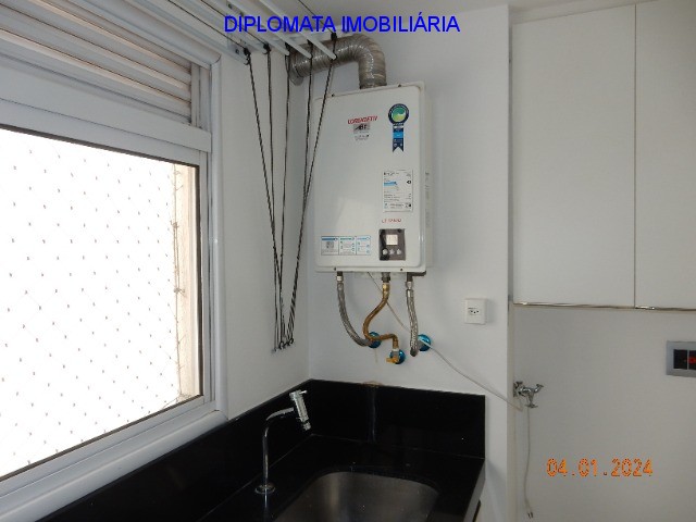 Apartamento à venda com 4 quartos, 196m² - Foto 46