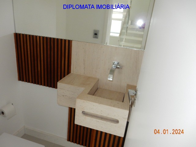 Apartamento à venda com 4 quartos, 196m² - Foto 14