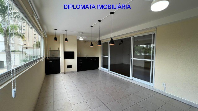 Apartamento à venda com 3 quartos, 125m² - Foto 6