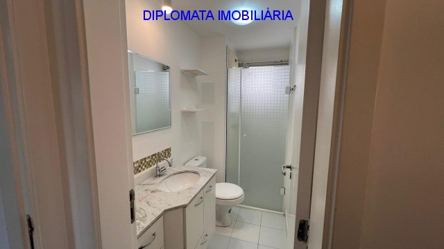 Apartamento à venda com 3 quartos, 125m² - Foto 9