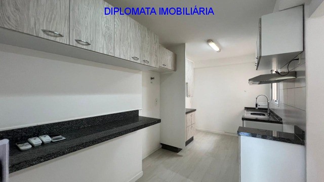 Apartamento à venda com 3 quartos, 125m² - Foto 18