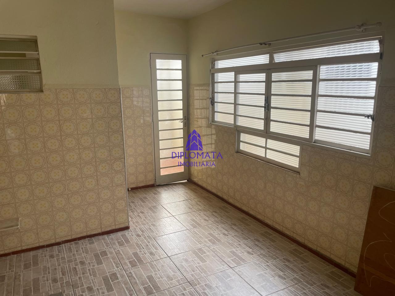 Sobrado à venda com 4 quartos, 310m² - Foto 11