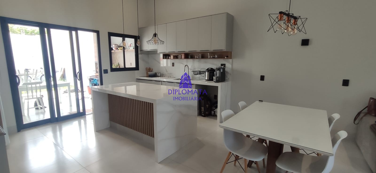 Casa à venda com 3 quartos, 277m² - Foto 34