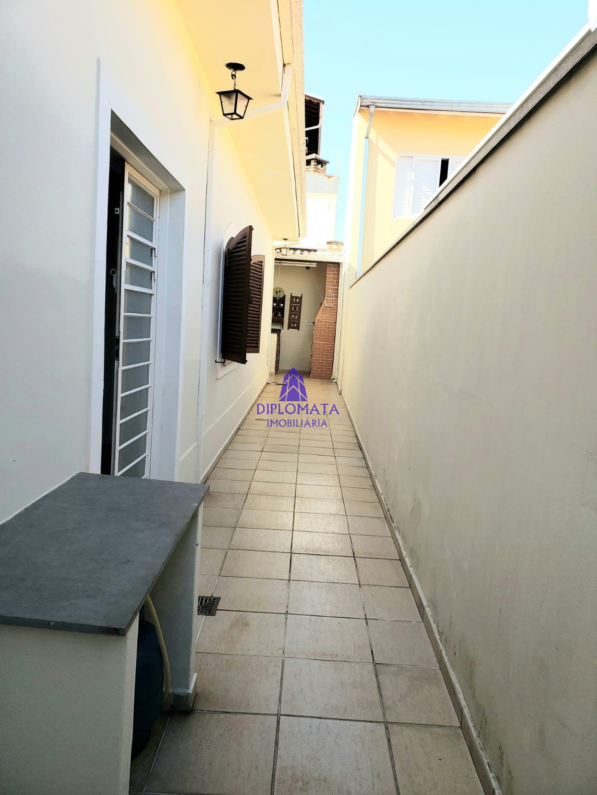 Casa à venda com 4 quartos, 300m² - Foto 46