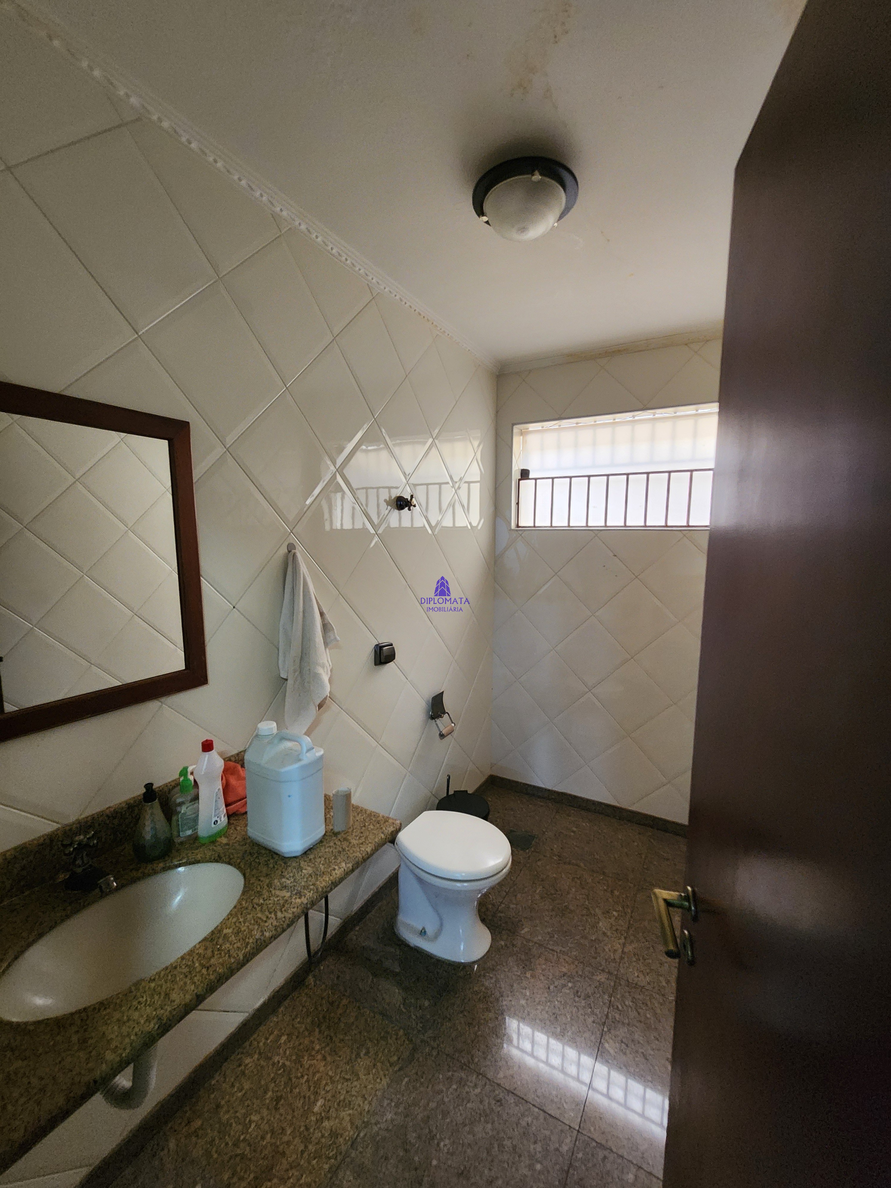 Prédio Inteiro para alugar com 5 quartos, 360m² - Foto 33