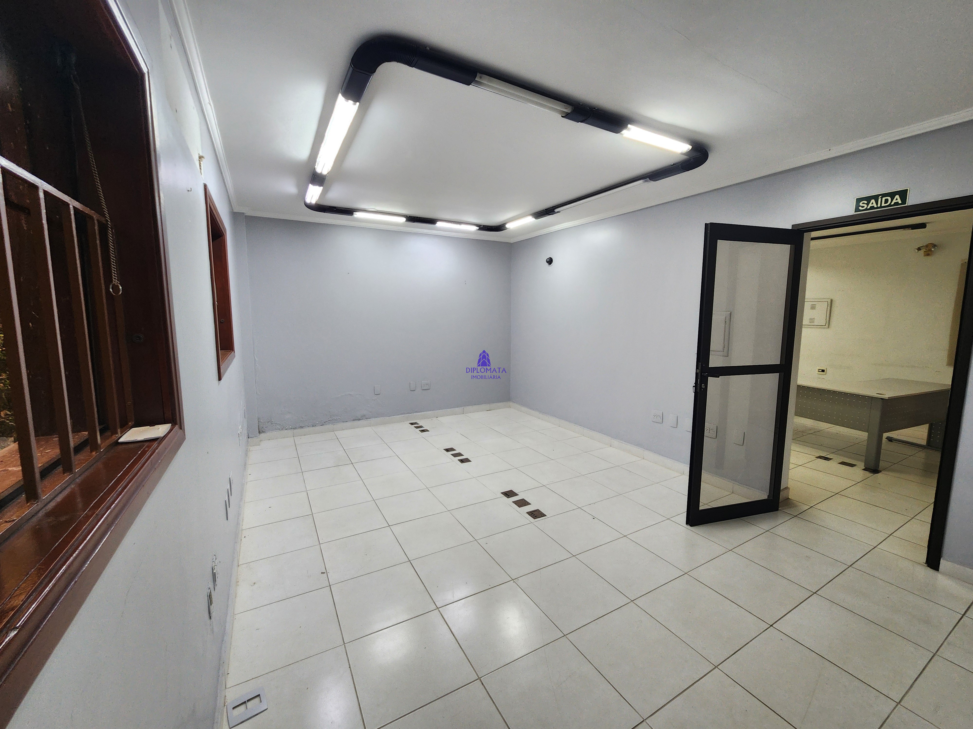 Prédio Inteiro para alugar com 5 quartos, 360m² - Foto 14