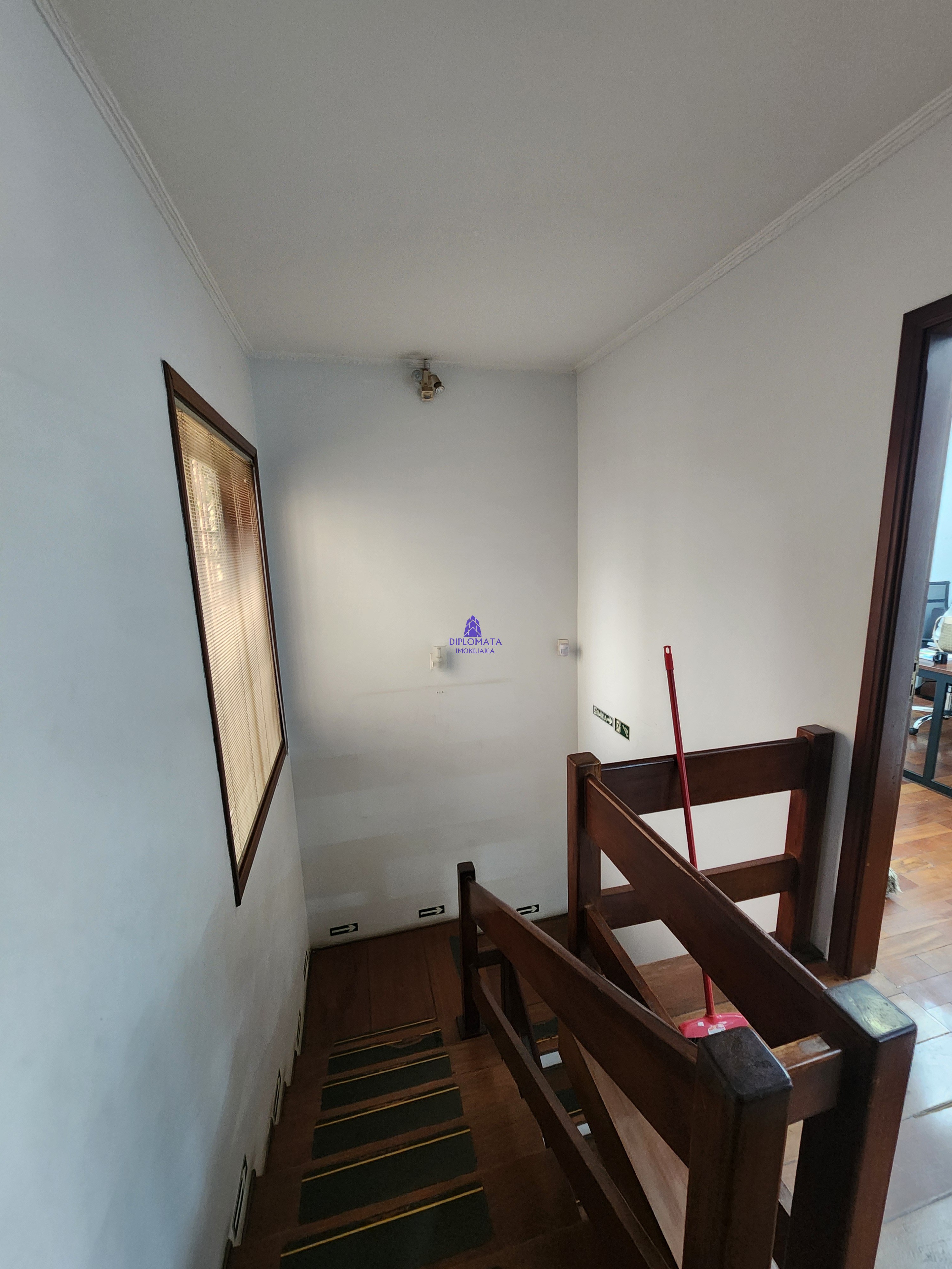 Prédio Inteiro para alugar com 5 quartos, 360m² - Foto 27