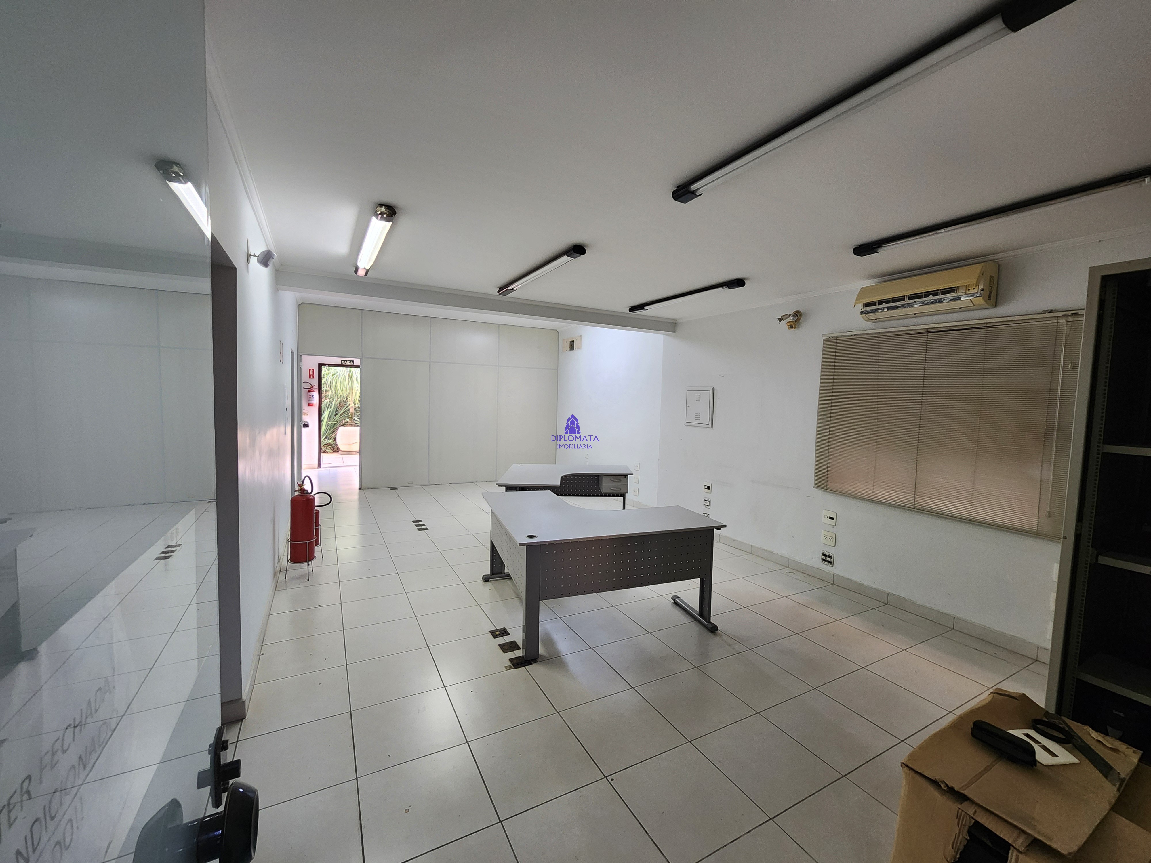 Prédio Inteiro para alugar com 5 quartos, 360m² - Foto 11